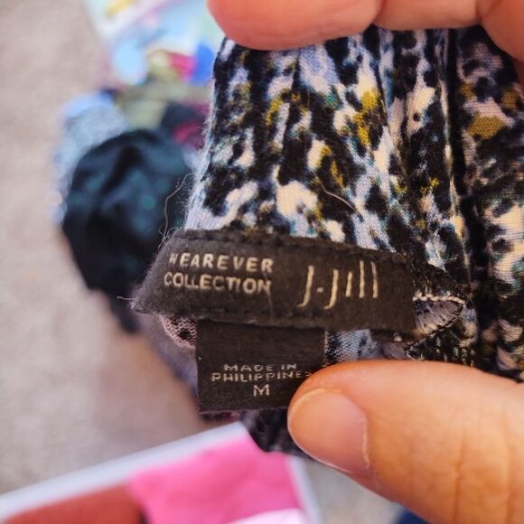 J. Jill | High Neck Sleeveless Top Medium - Picture 5 of 7